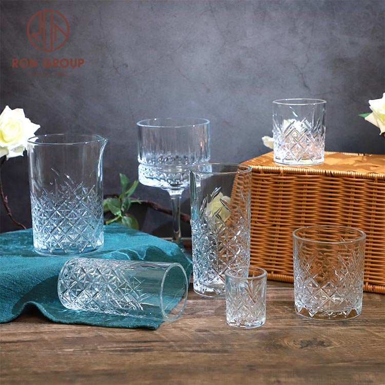 High quality fashion event restaurant lead free crystal transparent carving bear glass cup cold drinking water glasses
