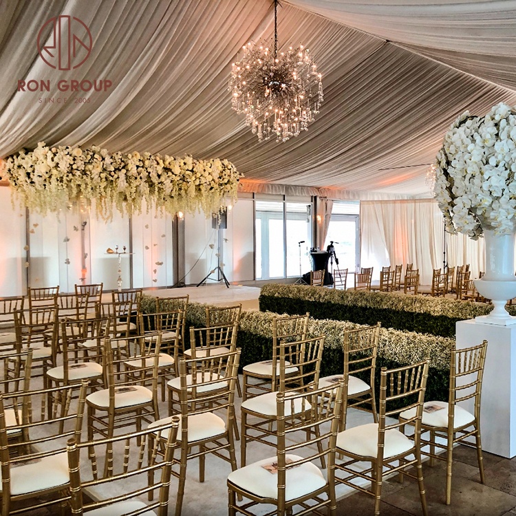 Hot Sale Wholesale Stackable Hotel Event Party Outdoor Furniture Plastic Acrylic PC Gold Resin Chiavari Tiffany Wedding Chair