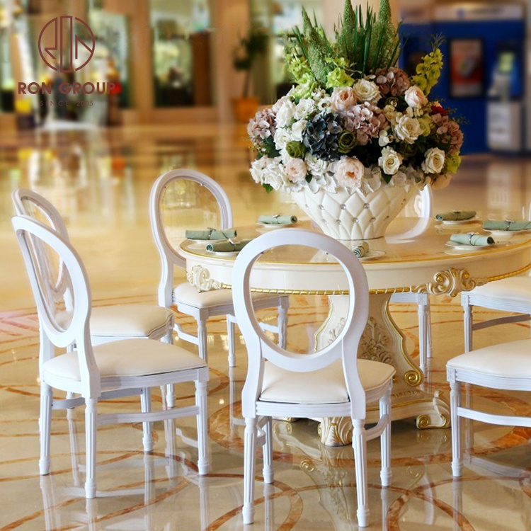 Wholesale Banquet Party Event Furniture Supplier Plastic White Round Back Resin Dining Ghost Louis Wedding Chairs for Decor