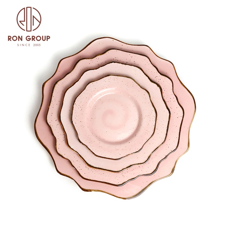 New design flower Irregularly shaped pink gold edge porcelain dinnerware set ceramic dinner plate set for wedding