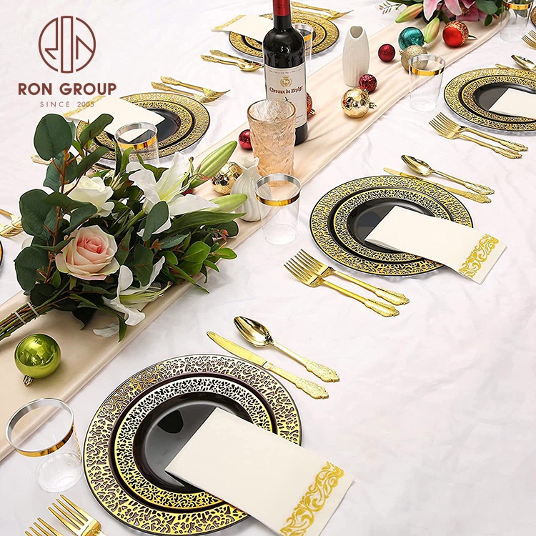 Wholesale high quality plastic plates and cups silverware elegant party wedding black and gold disposable dinner set