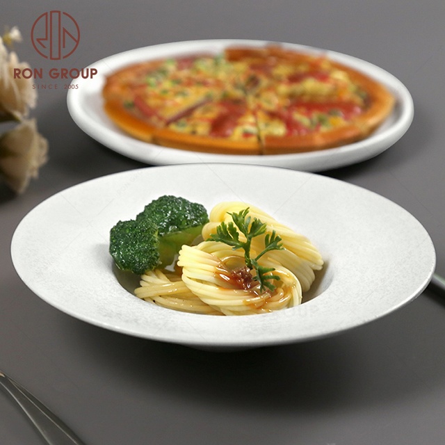 Wholesale Bulk High-end Terracotta White Deep Soup Glaze Spaghetti Dish Restaurant Wedding Tableware Ceramic Dinner Plate