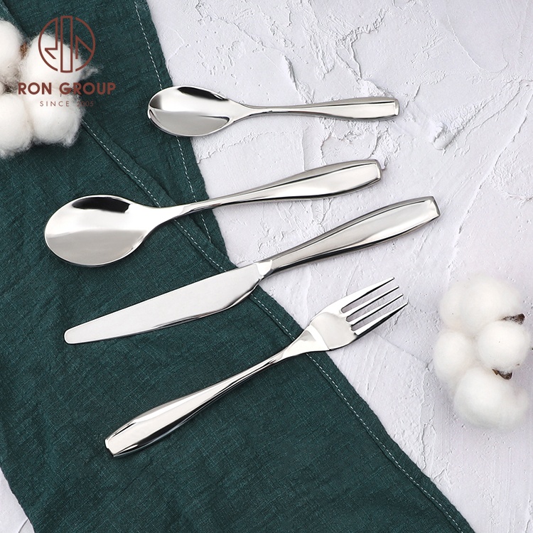 High quality silver dinnerware spoons and forks polished silverware hotel flatware for wedding royal cutlery set stainless steel