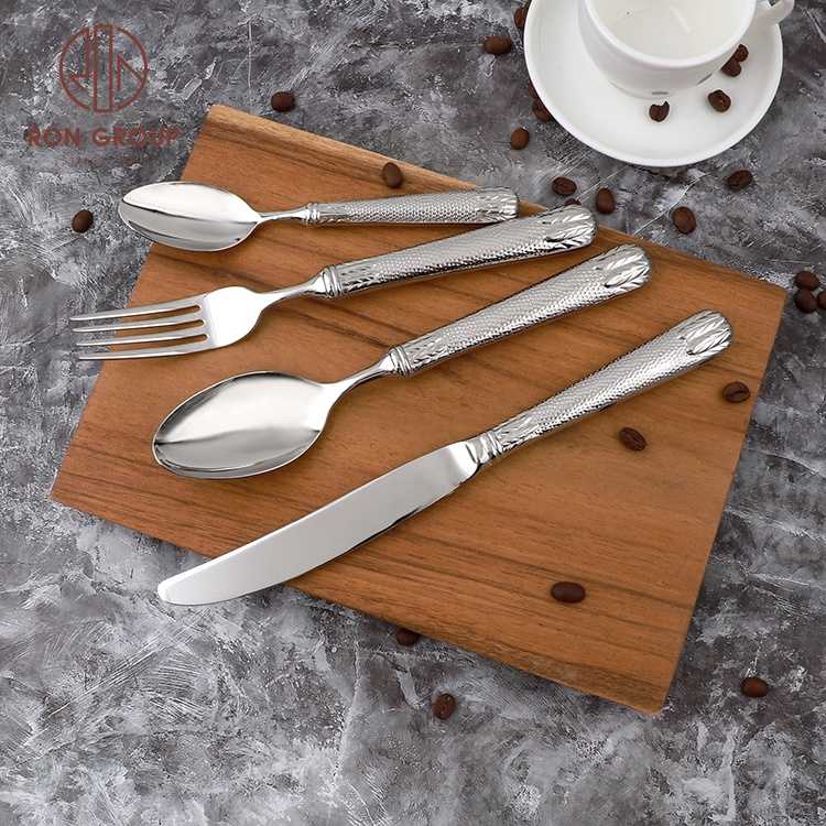 Luxury Metal Reusable Restaurant Utensils Rustic Flatware Silver for Wedding Tableware Stainless Steel Cutlery Set