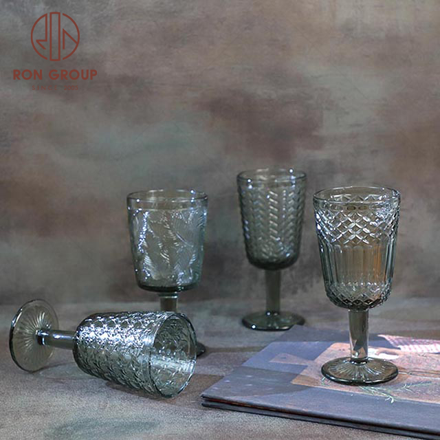 Wholesale high grade hotel restaurant bar exquisite drinkware glassware Grey vintage relief goblet