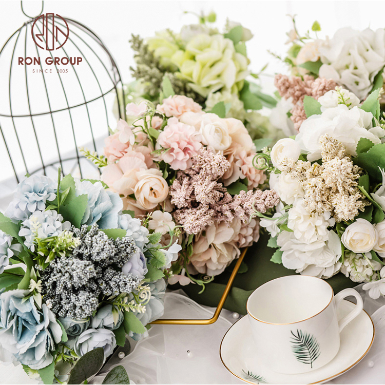 Nordic-Inspired Artificial Rose Bouquet – Soft-Tone Faux Floral Arrangement for Weddings, Home Decor & Photography