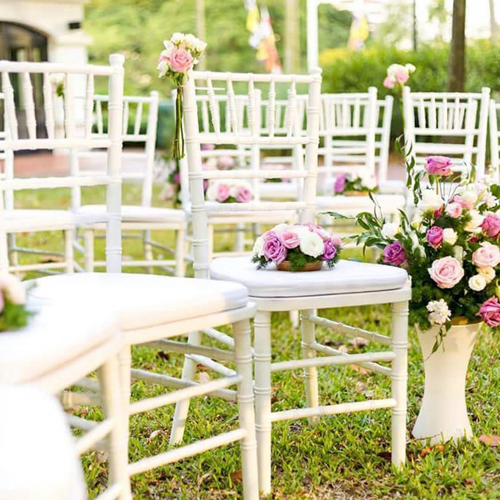 Elegant White Chiavari Wedding Chair with Cushion for Garden Ceremony & Reception Seating