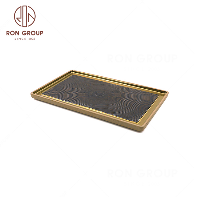 Wholesale luxury restaurant 12.5 14 inch Gold plated elegant line rectangular dinner plate ceramic plate