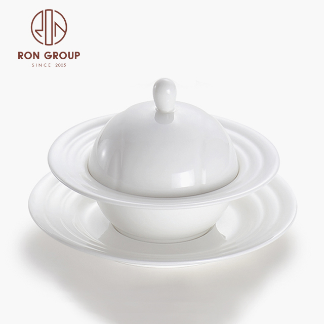White Porcelain Deep Soup Bowl with Lid for Hotel, Restaurant & Wedding Service