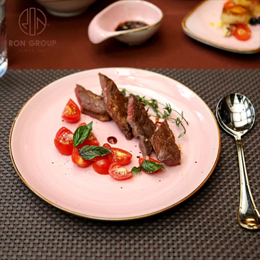 Wholesale Nordic Hotel Kitchen Dishware Dinnerware Crockery Pink Porcelain Unbreakable Edge Ceramic Plates for Wedding Events